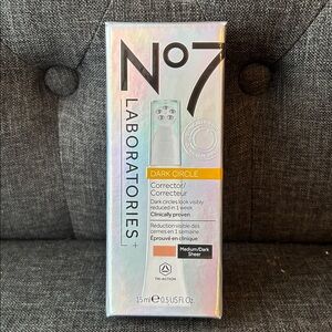 NEW 🆕 No7 Dark Circle Corrector Medium/Dark Sheer / Factory sealed